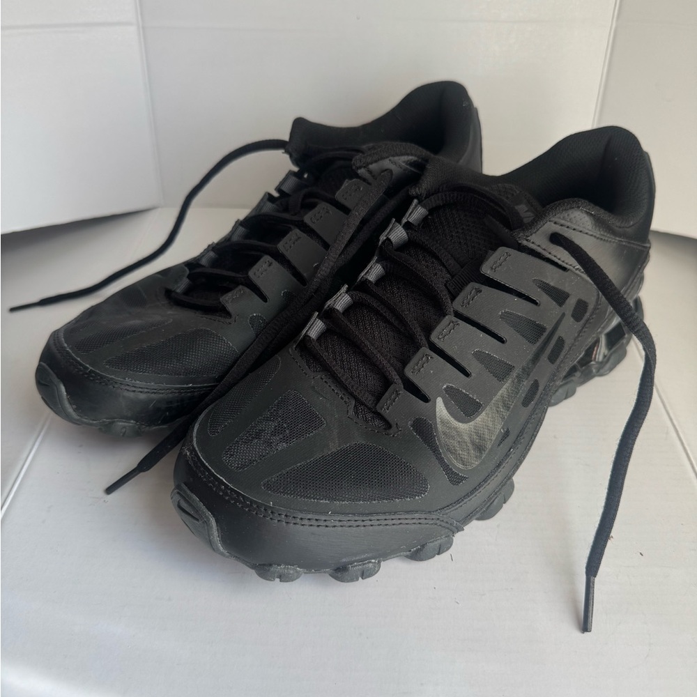 Nike Reax 8 TR Shoes Mens Size 8.5 Training Athletic 621716-008 Sneakers